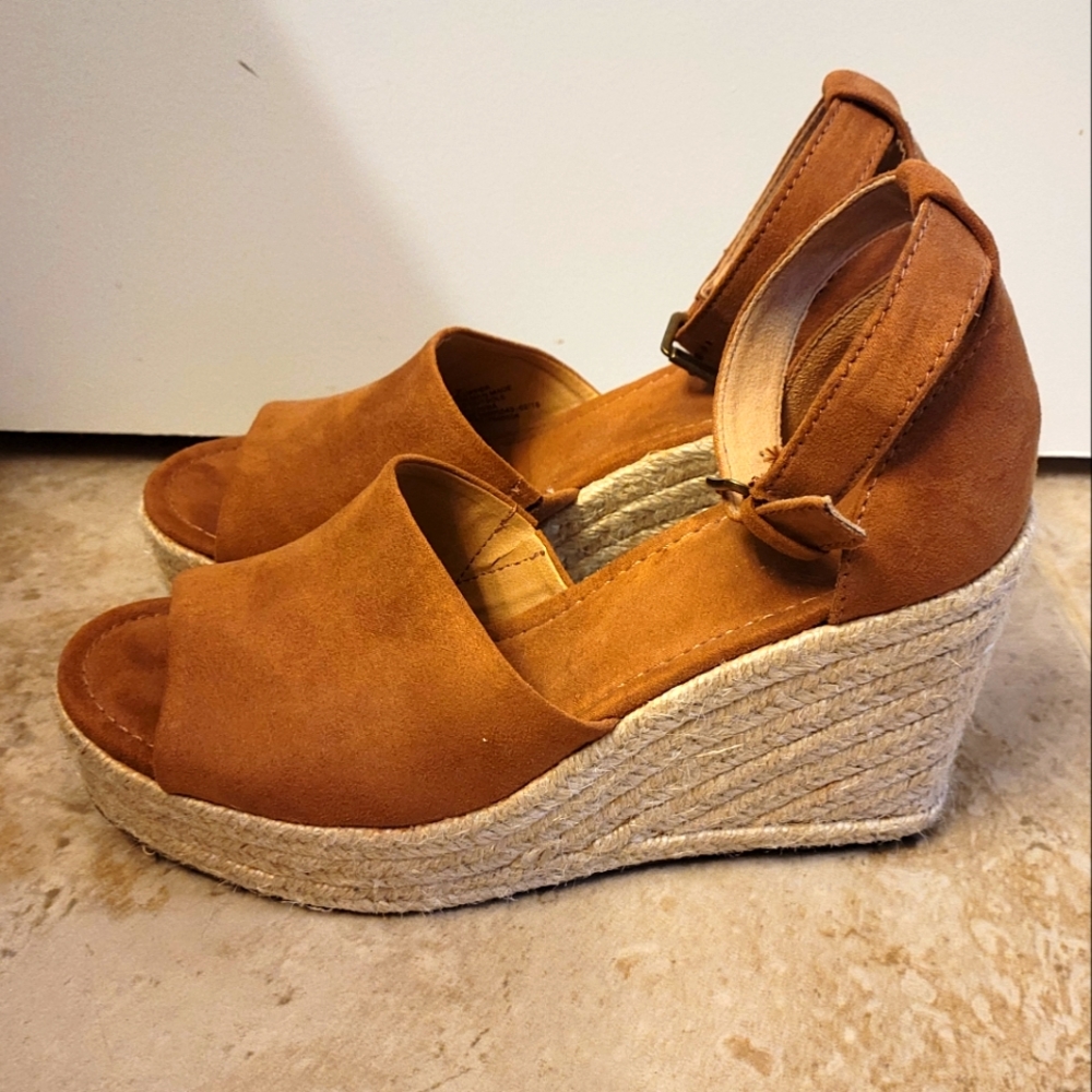 EUC wedges